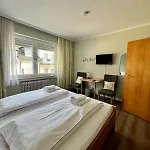 Hotel Haus Christa 3*