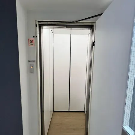 Haus Christa فندق 3*