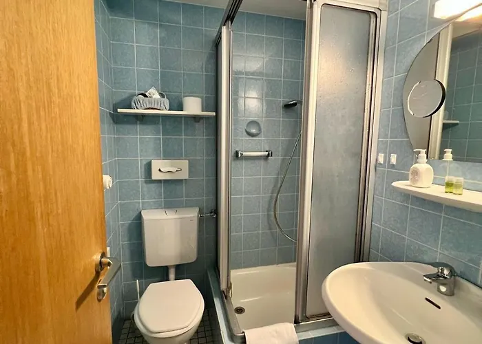 Haus Christa ホテル 3*